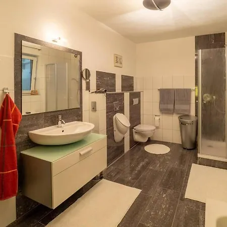 Apartment Mit Talblick, Ladestation E-auto *