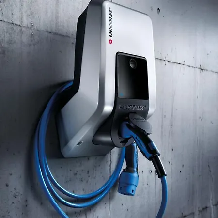 Mit Talblick, Ladestation E-auto * Siegen